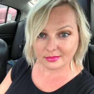 Meet your Posher, Kelli